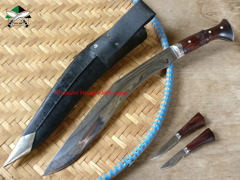 Chitlange is 21 inch long kukri machete