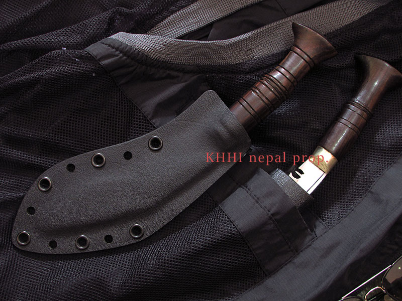 Biltong kukri knife inside sheath/dap