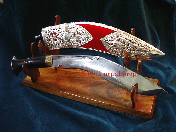 Kothimora khukuri with display stand