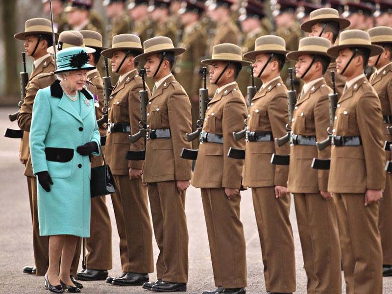 a perfect occasion for BSI Ceremonial kukris; the Queen visit the Gurkhas