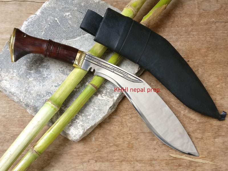 typical Budhune style kukri made by kami