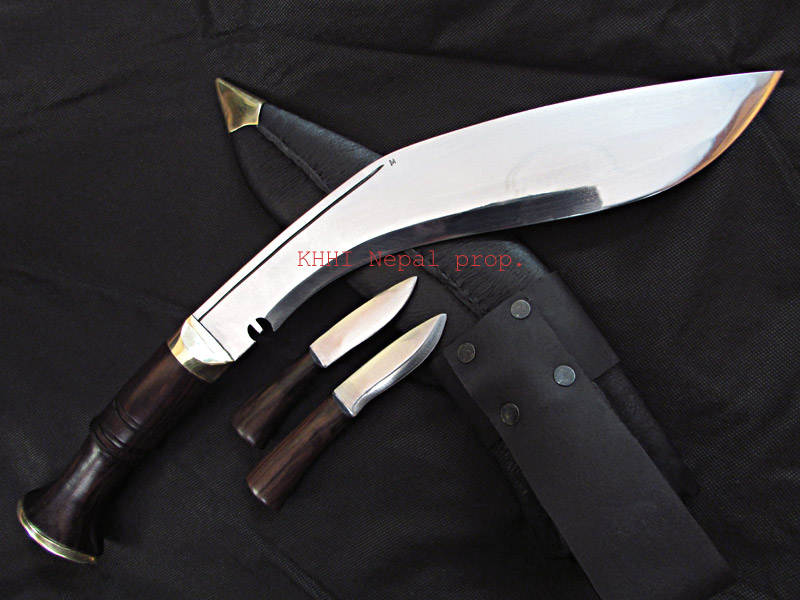 replica of world war kukri