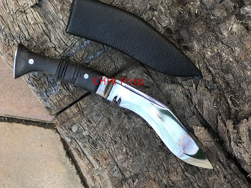 https://www.khukurihouseonline.com/public/images/upload/product/pocket-kukri-knife.jpg