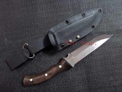 I am KnifeMan (I Cut; I Survive)