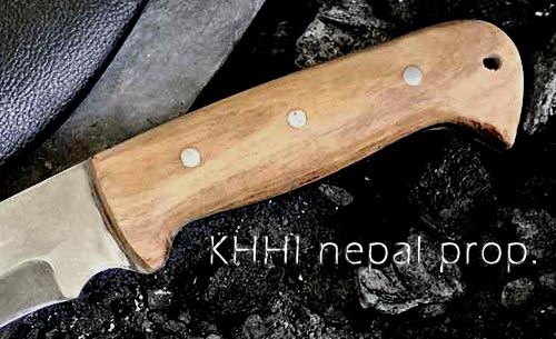 handle-of-Desert-Kukri