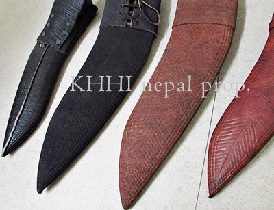 kukri-sheath-made-from-treated-leather